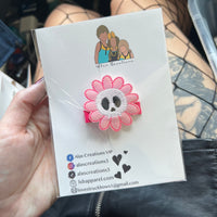 Skull Flower Feltie